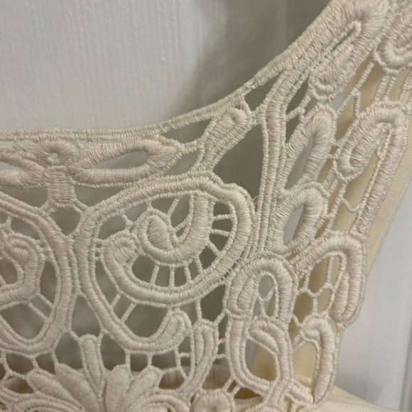 WHBM lace top - Picture 2 of 6